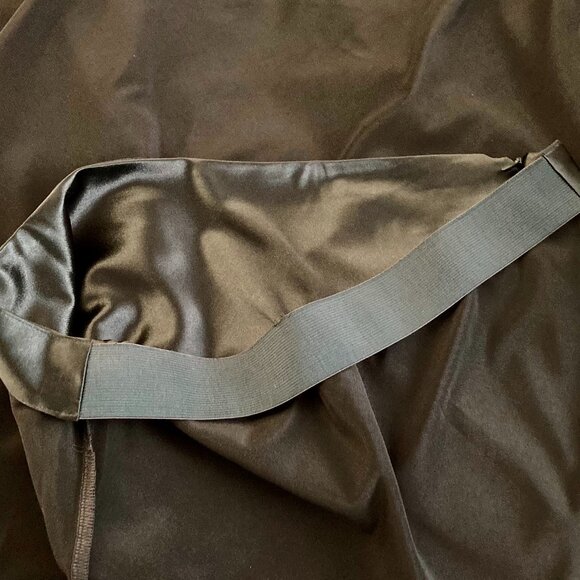 NWOT, SZ XL (see measurements) Silky Satin Midi Slip Skirt - Picture 2 of 5